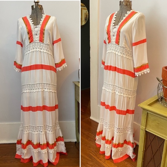 Boston Proper Dresses & Skirts - Boston Proper Goddess Crochet Maxi Tiered Dress - Size 8